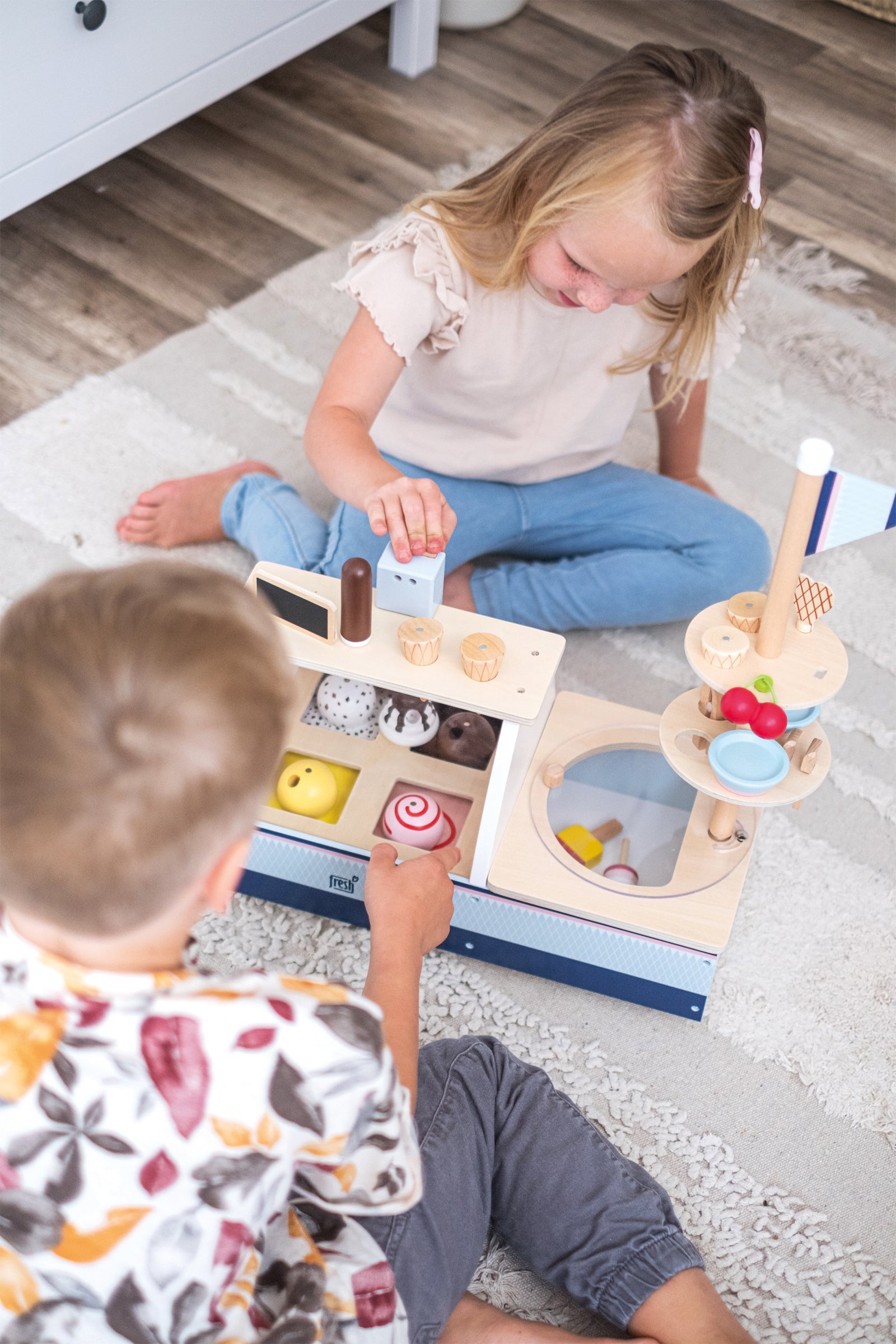 Eistheke "Fresh" aus Holz und magnetisch I Small Foot