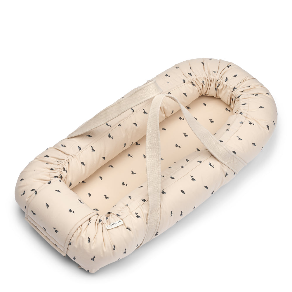Babynest "Gro - Mini Whale/Sandy" I Liewood