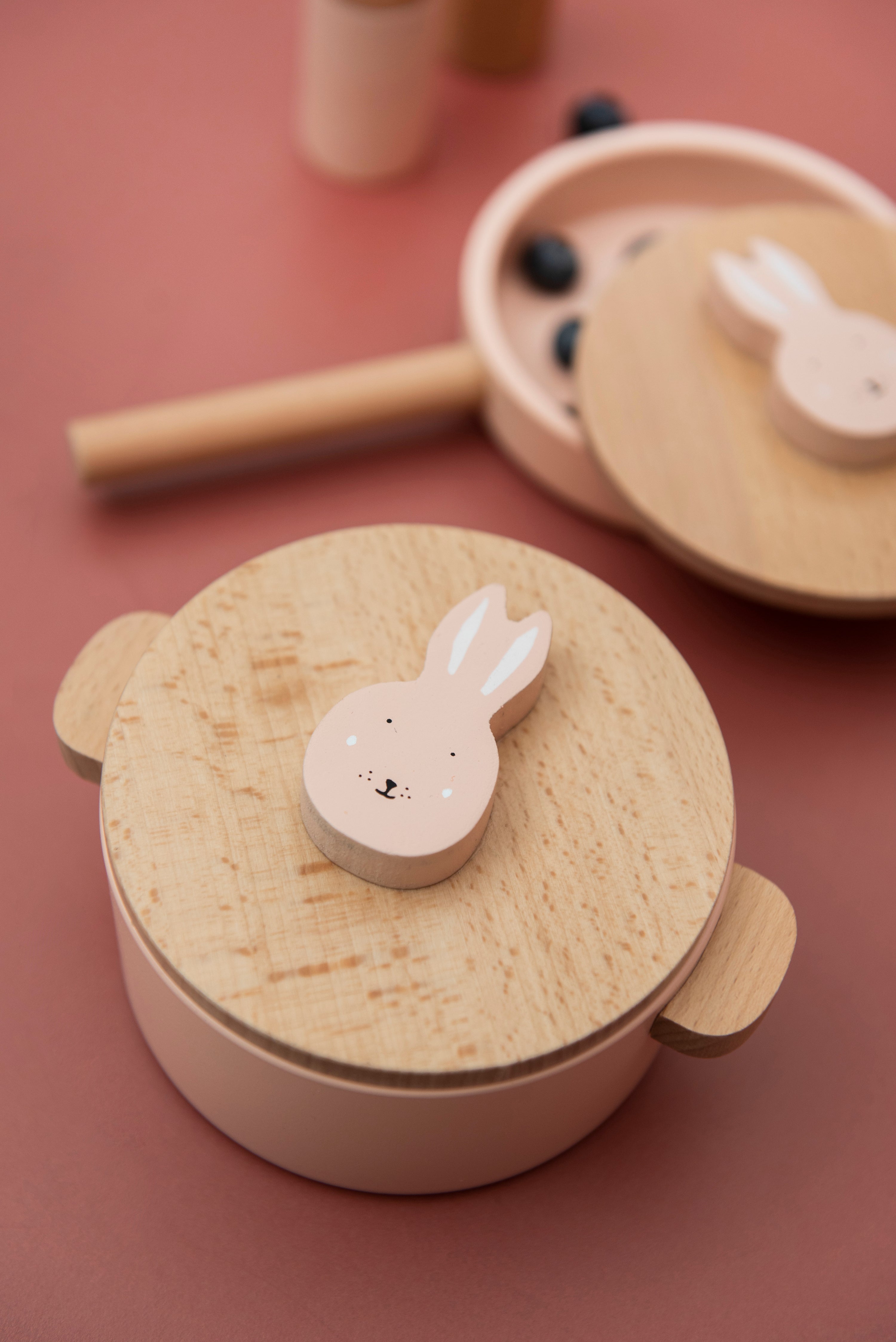 Kochgeschirr aus Holz "Mrs. Rabbit" I Trixie