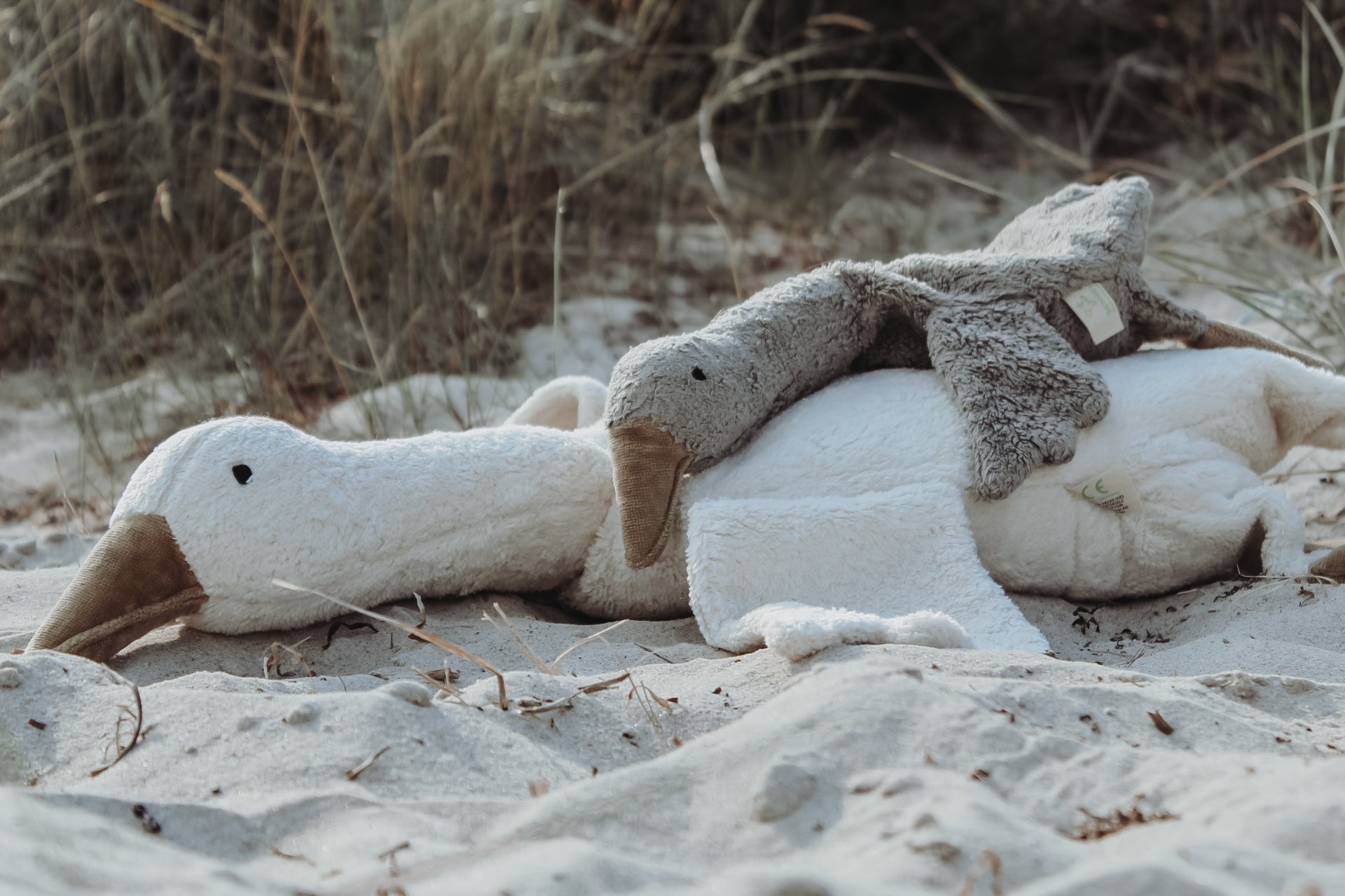 Kuscheltier und Wärmekissen graue kleine Gans I Senger Naturwelt