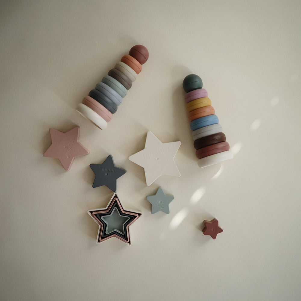 Stapelspielzeug "Nesting Stars" 5-teiliges Set I Mushie