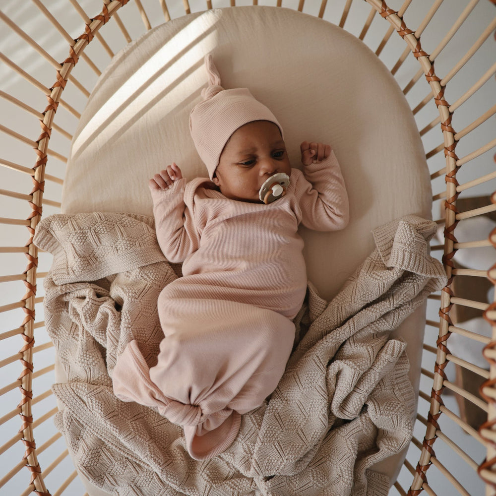 Gestrickte Babydecke „Honeycomb - Beige“ I Mushie